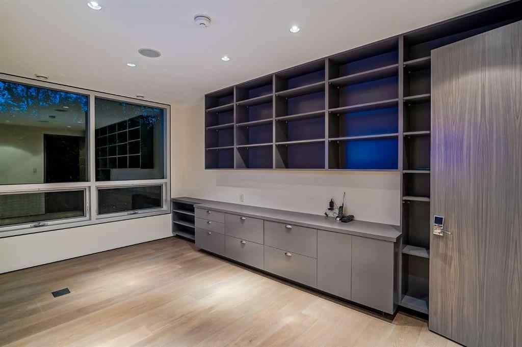 MLS® A2259299 - 2906 Marquette Street SW in Upper Mount Royal Calgary, Residential