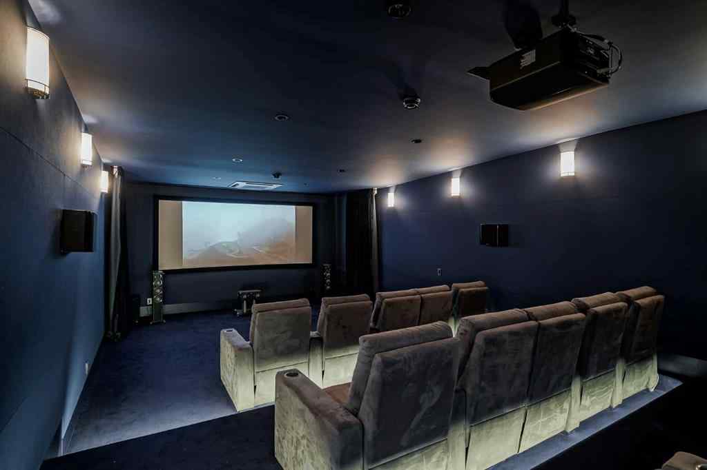 MLS® A2259299 - 2906 Marquette Street SW in Upper Mount Royal Calgary, Residential