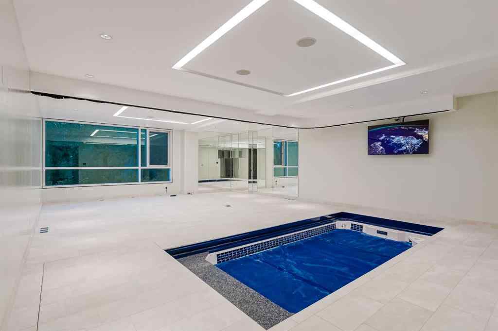 MLS® A2259299 - 2906 Marquette Street SW in Upper Mount Royal Calgary, Residential