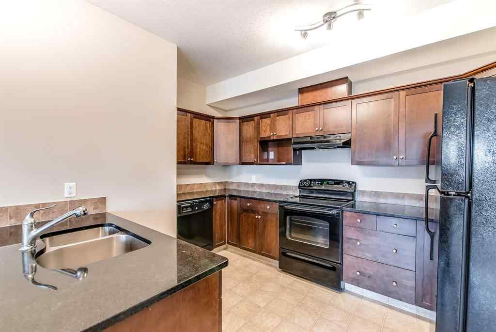 MLS® A2259309 - Unit #32 298 Somerset Way SE in Southland Medicine Hat, Residential
