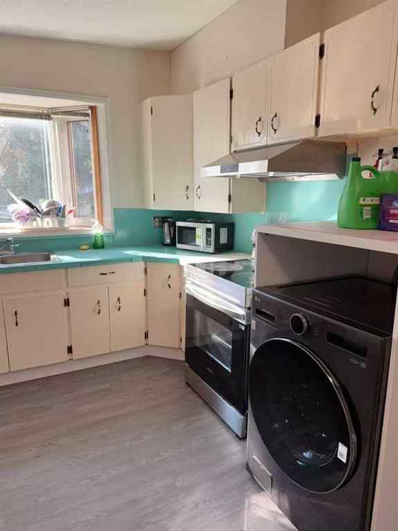 MLS® A2259312 - 3727 Valdes Place NW in Varsity Calgary, Residential