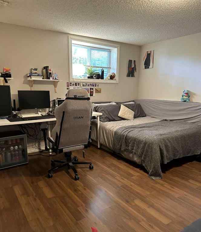 MLS® A2259312 - 3727 Valdes Place NW in Varsity Calgary, Residential