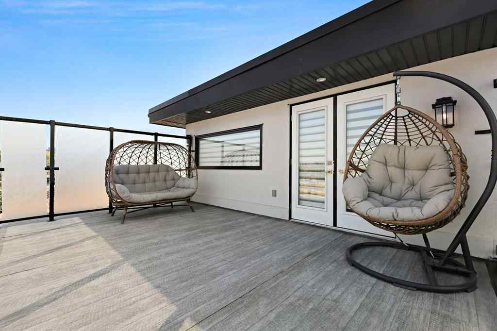 MLS® A2259319 - 1604 46 Street NW in Montgomery Calgary, Residential