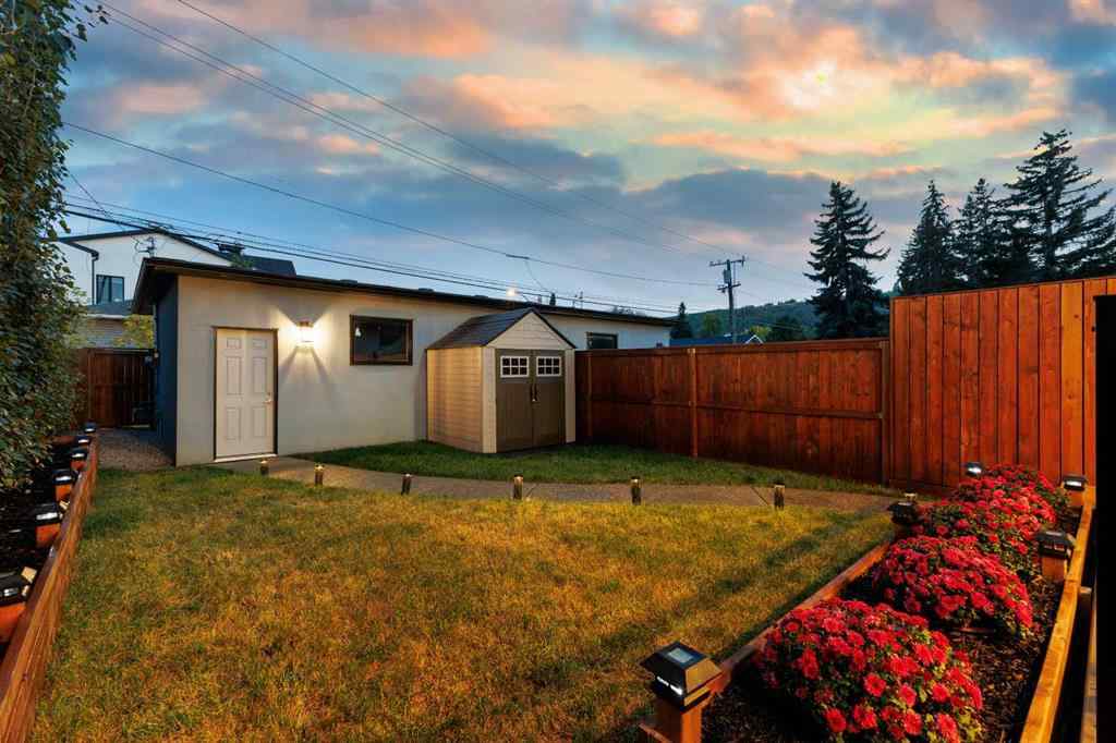 MLS® A2259319 - 1604 46 Street NW in Montgomery Calgary, Residential