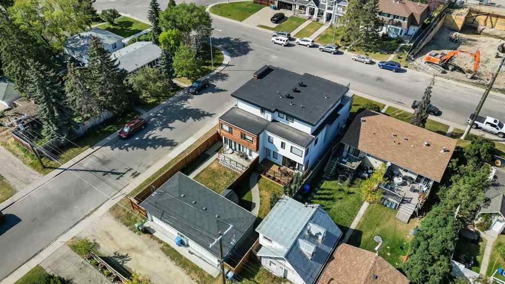 MLS® A2259319 - 1604 46 Street NW in Montgomery Calgary, Residential
