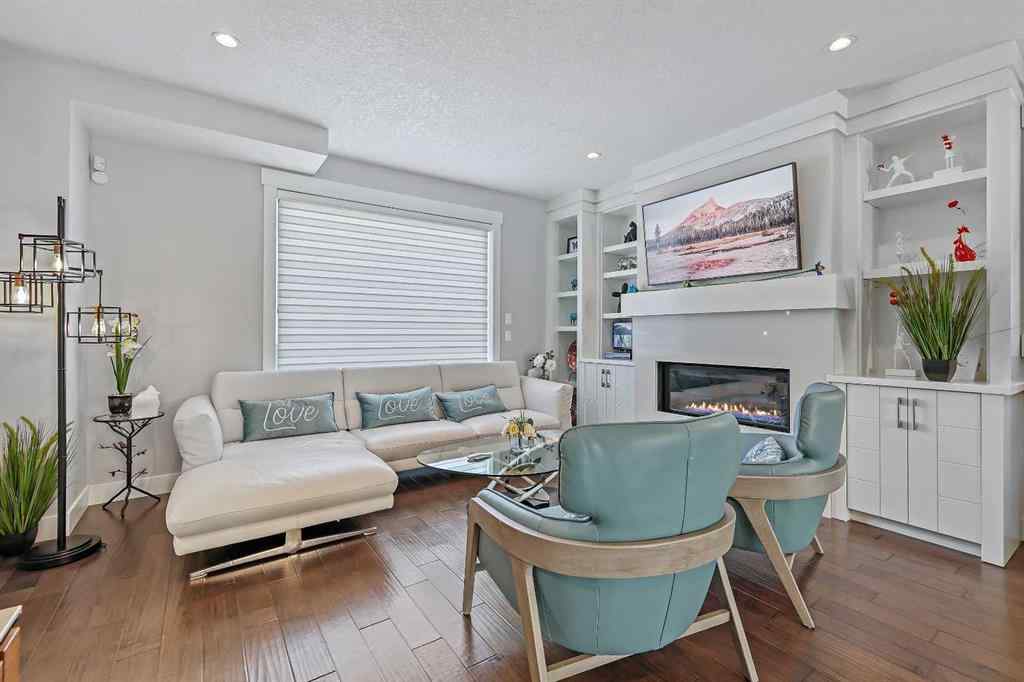 MLS® A2259319 - 1604 46 Street NW in Montgomery Calgary, Residential