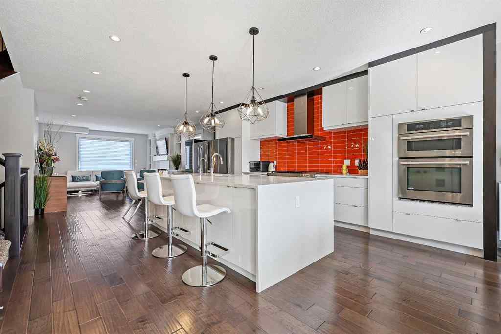 MLS® A2259319 - 1604 46 Street NW in Montgomery Calgary, Residential