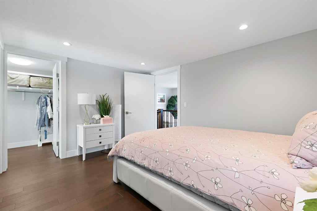 MLS® A2259319 - 1604 46 Street NW in Montgomery Calgary, Residential