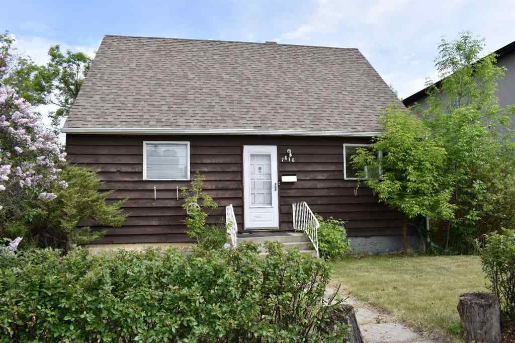 MLS® A2259320 - 7616 34 Avenue NW in Bowness Calgary, Residential