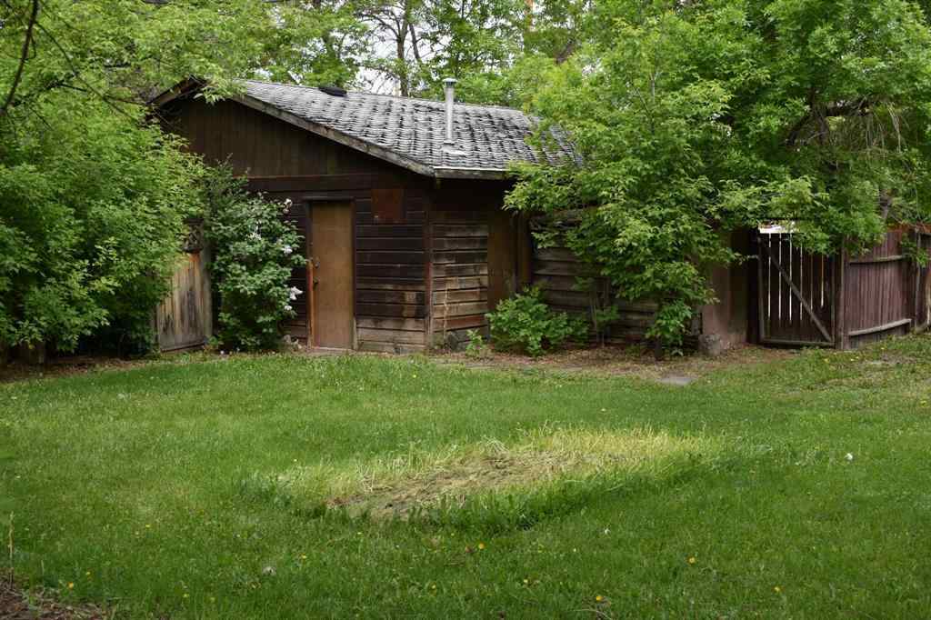 MLS® A2259321 - 7620 34 Avenue NW in Bowness Calgary, Land