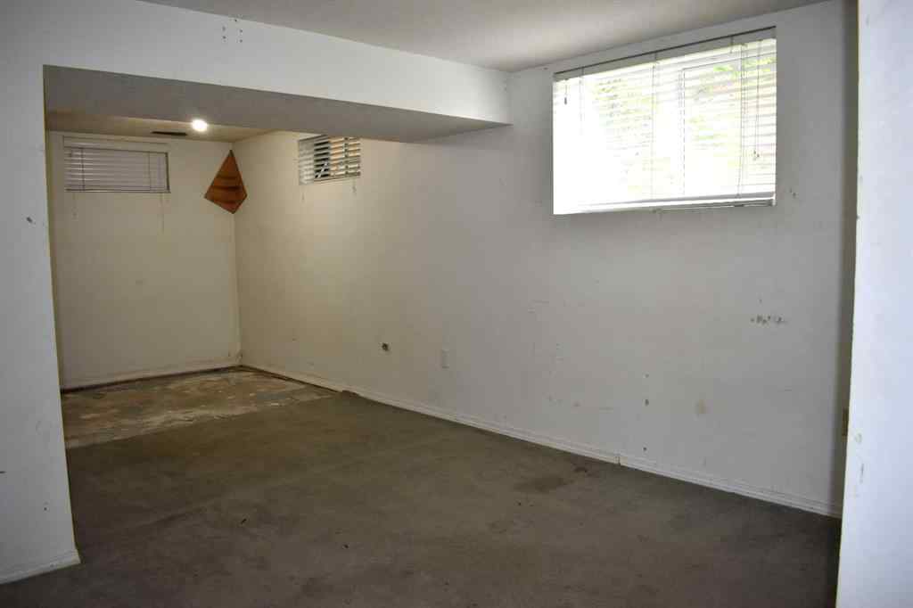 MLS® A2259321 - 7620 34 Avenue NW in Bowness Calgary, Land