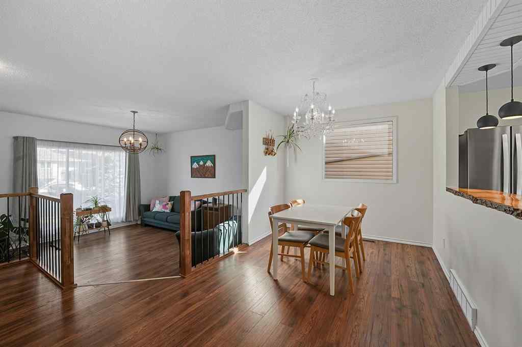 MLS® A2259322 - 5215 38 Street Crescent  in Southwest Innisfail Innisfail, Residential