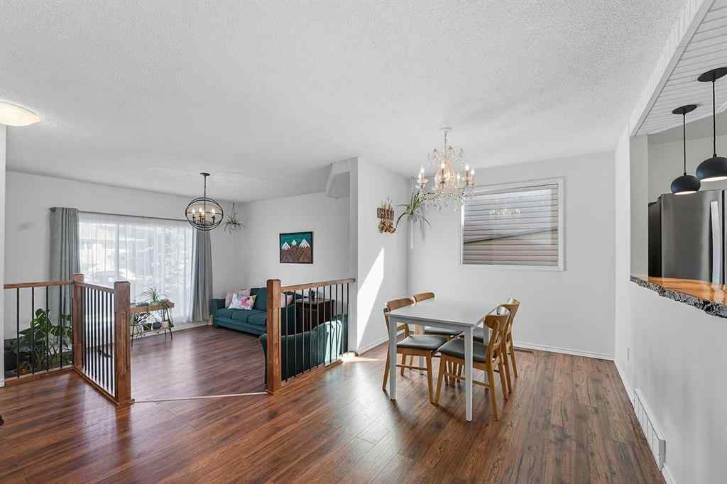 MLS® A2259322 - 5215 38 Street Crescent  in Southwest Innisfail Innisfail, Residential