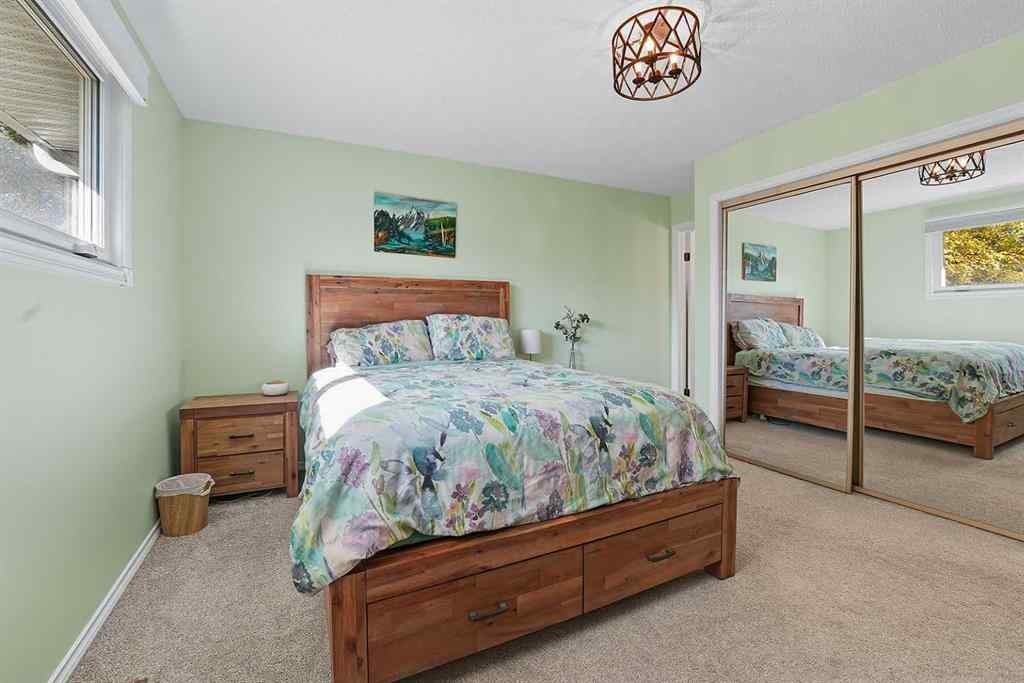 MLS® A2259322 - 5215 38 Street Crescent  in Southwest Innisfail Innisfail, Residential