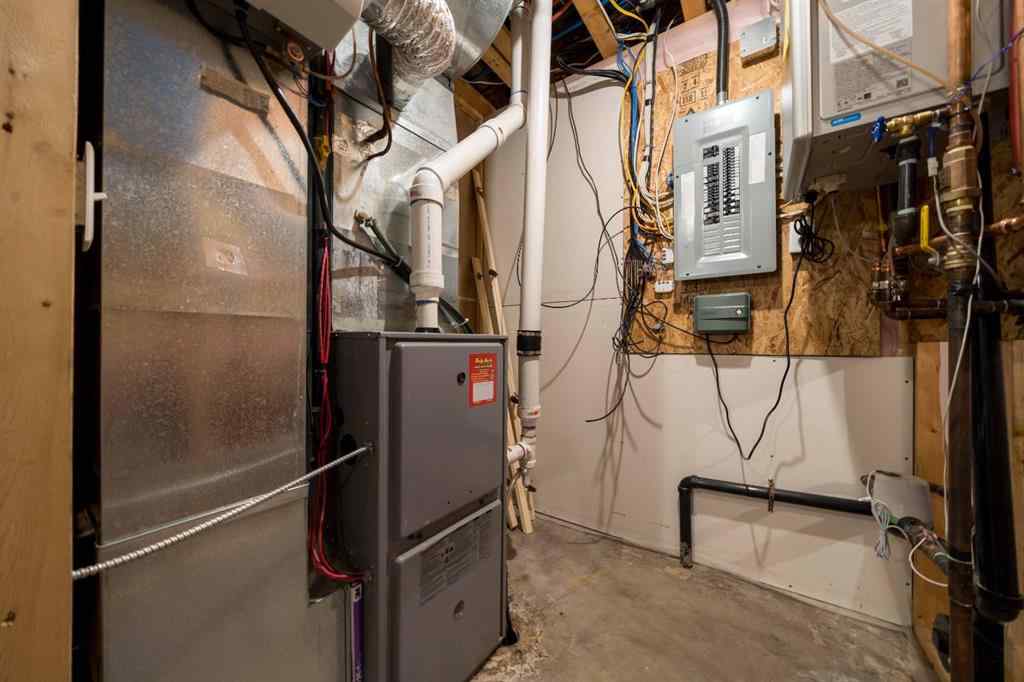 MLS® A2259323 - 482 11 Street SE in SE Hill Medicine Hat, Residential