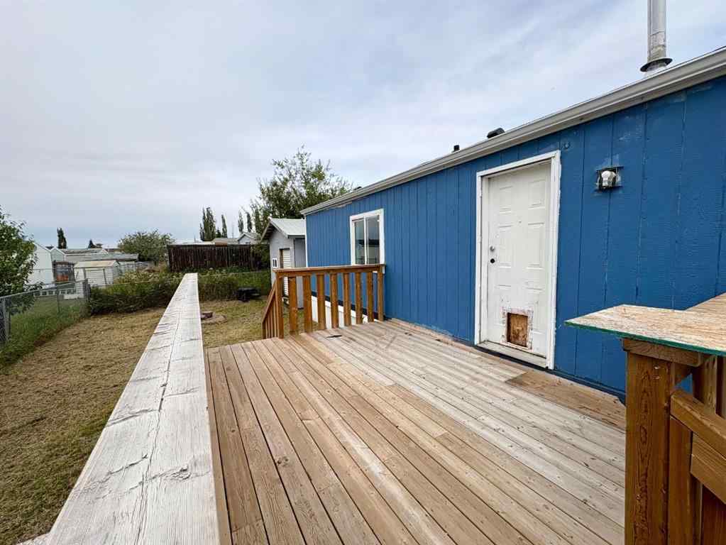 MLS® A2259329 - 9734 121 Avenue  in Crystal Ridge Grande Prairie, Residential