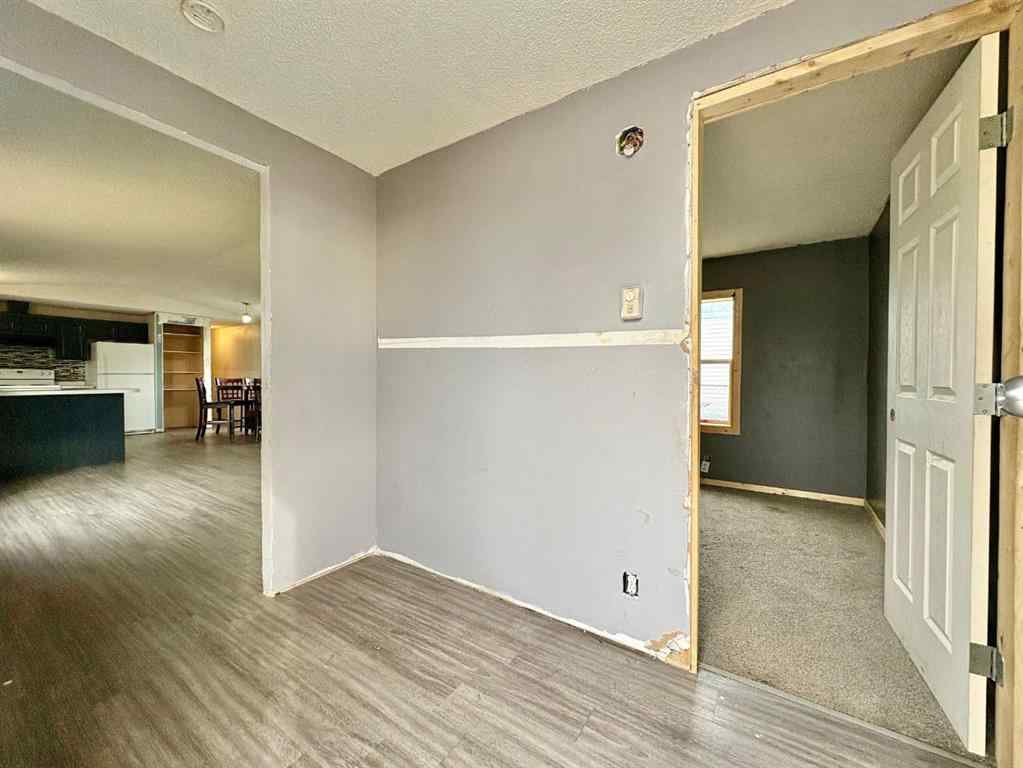MLS® A2259329 - 9734 121 Avenue  in Crystal Ridge Grande Prairie, Residential