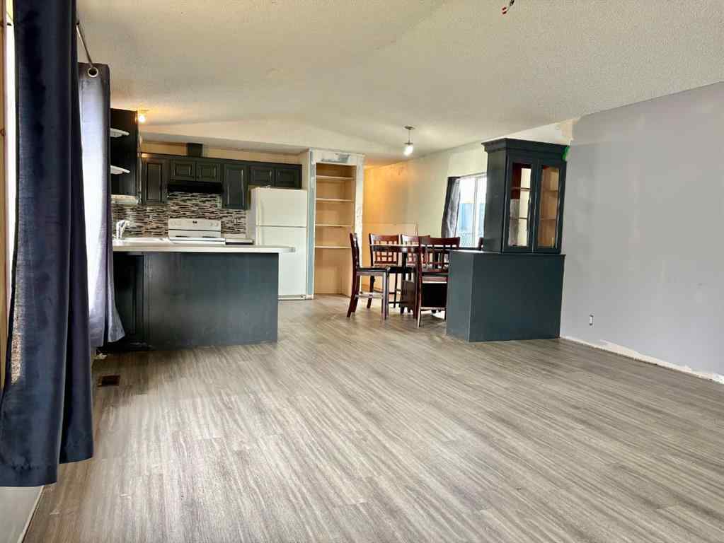 MLS® A2259329 - 9734 121 Avenue  in Crystal Ridge Grande Prairie, Residential