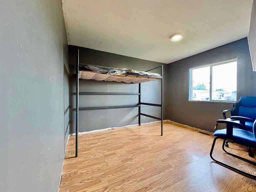 MLS® A2259329 - 9734 121 Avenue  in Crystal Ridge Grande Prairie, Residential