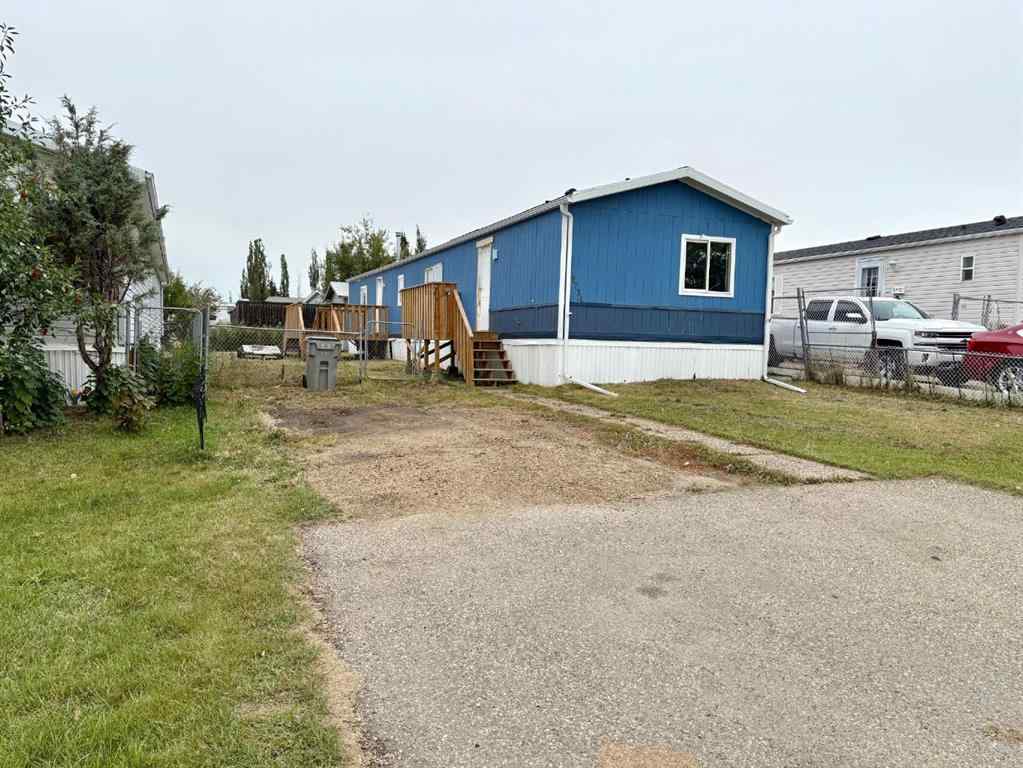 MLS® A2259329 - 9734 121 Avenue  in Crystal Ridge Grande Prairie, Residential