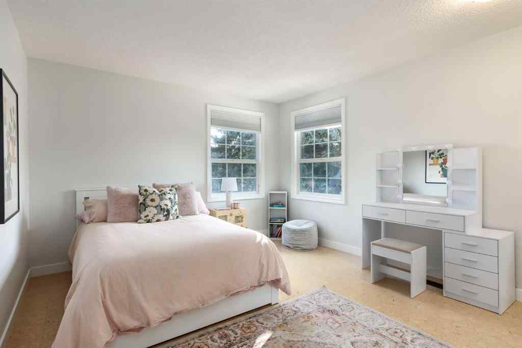 MLS® A2259333 - 4 Wood Willow Place SW in Woodlands Calgary, Residential