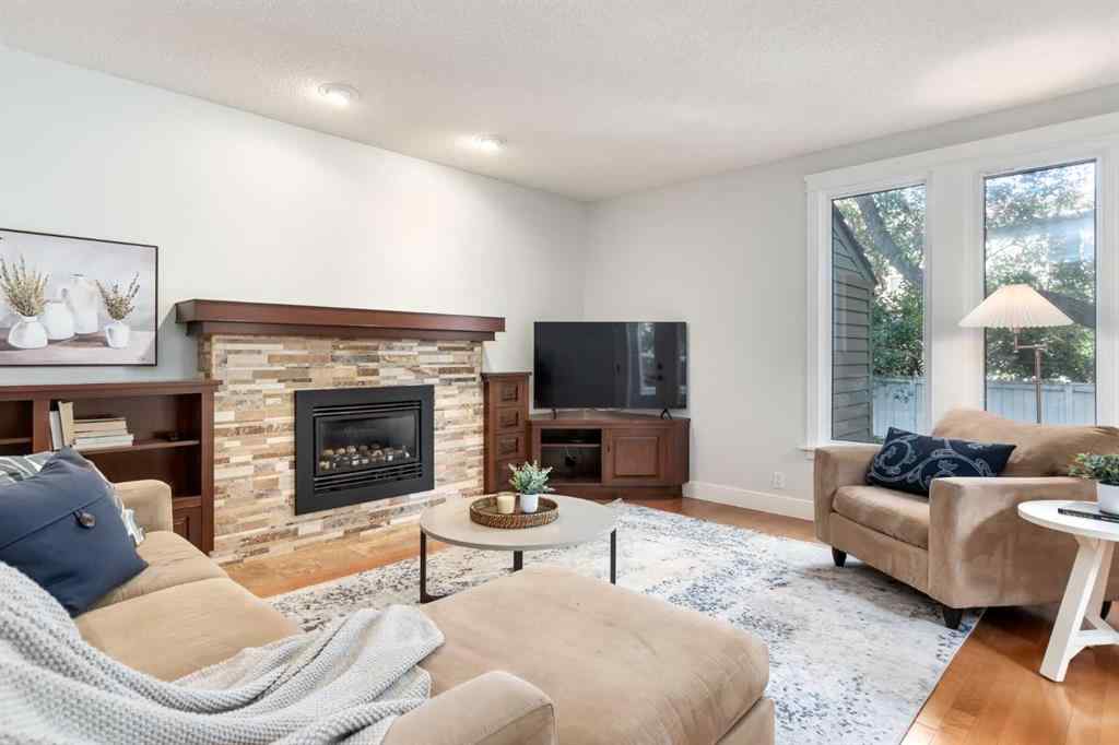 MLS® A2259333 - 4 Wood Willow Place SW in Woodlands Calgary, Residential