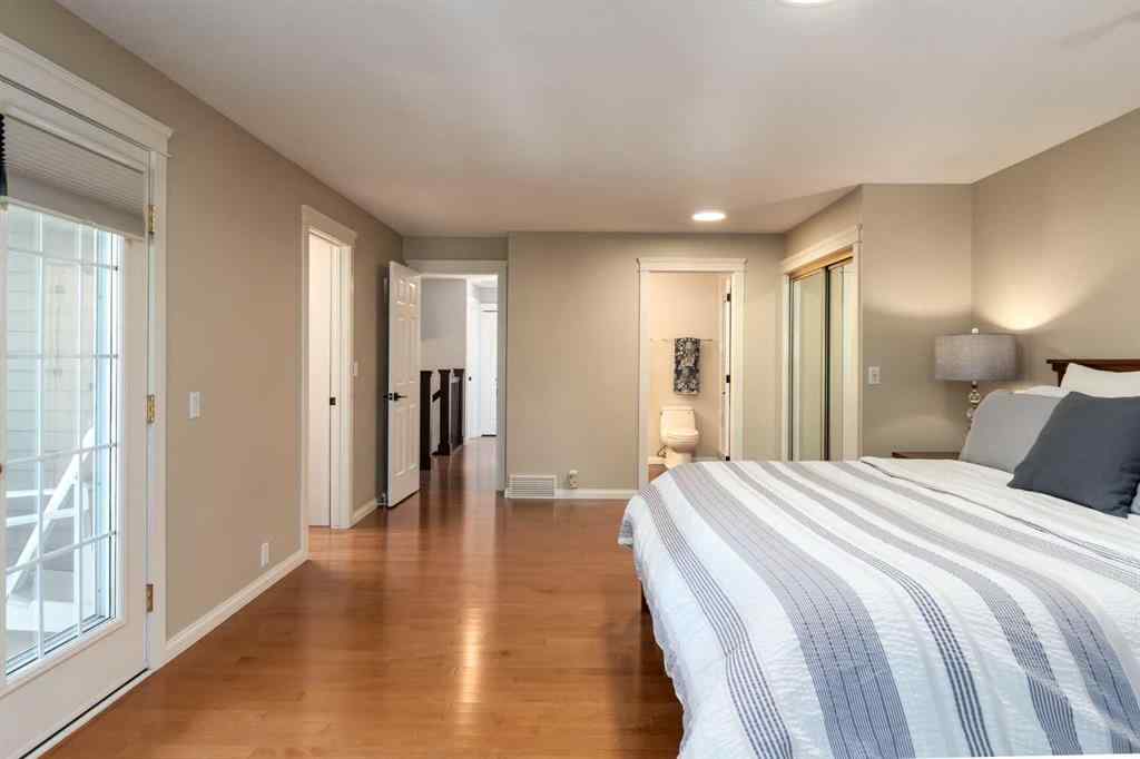 MLS® A2259333 - 4 Wood Willow Place SW in Woodlands Calgary, Residential