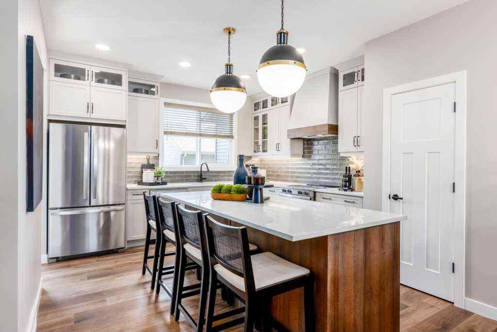 MLS® A2259338 - 292 Rangeview Way SE in Rangeview Calgary, Residential