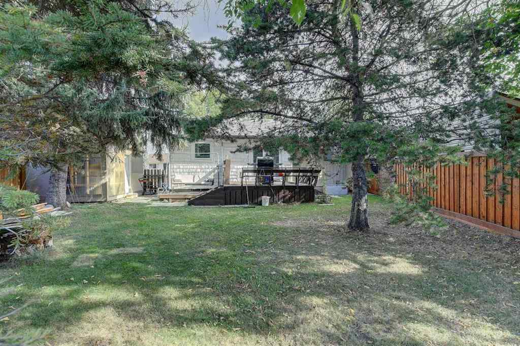 MLS® A2259340 - 6910 94 Street  in South Patterson Place Grande Prairie, Residential