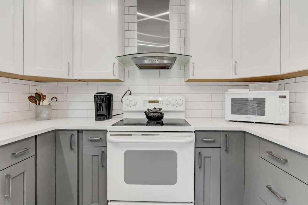 MLS® A2259340 - 6910 94 Street  in South Patterson Place Grande Prairie, Residential