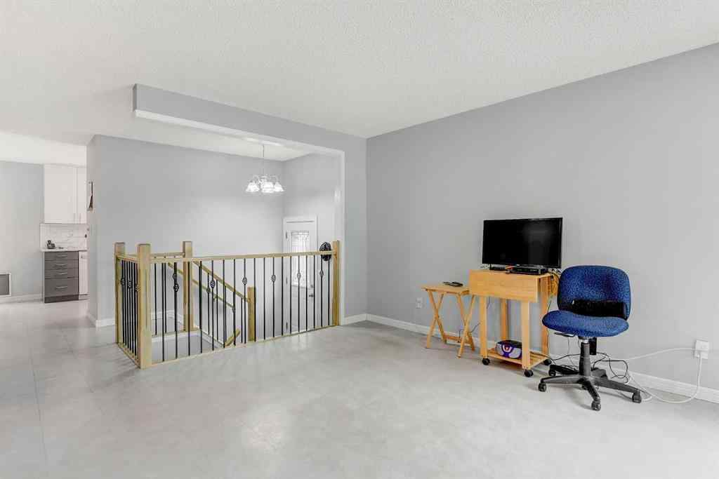 MLS® A2259340 - 6910 94 Street  in South Patterson Place Grande Prairie, Residential