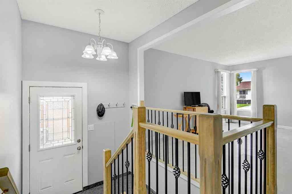 MLS® A2259340 - 6910 94 Street  in South Patterson Place Grande Prairie, Residential