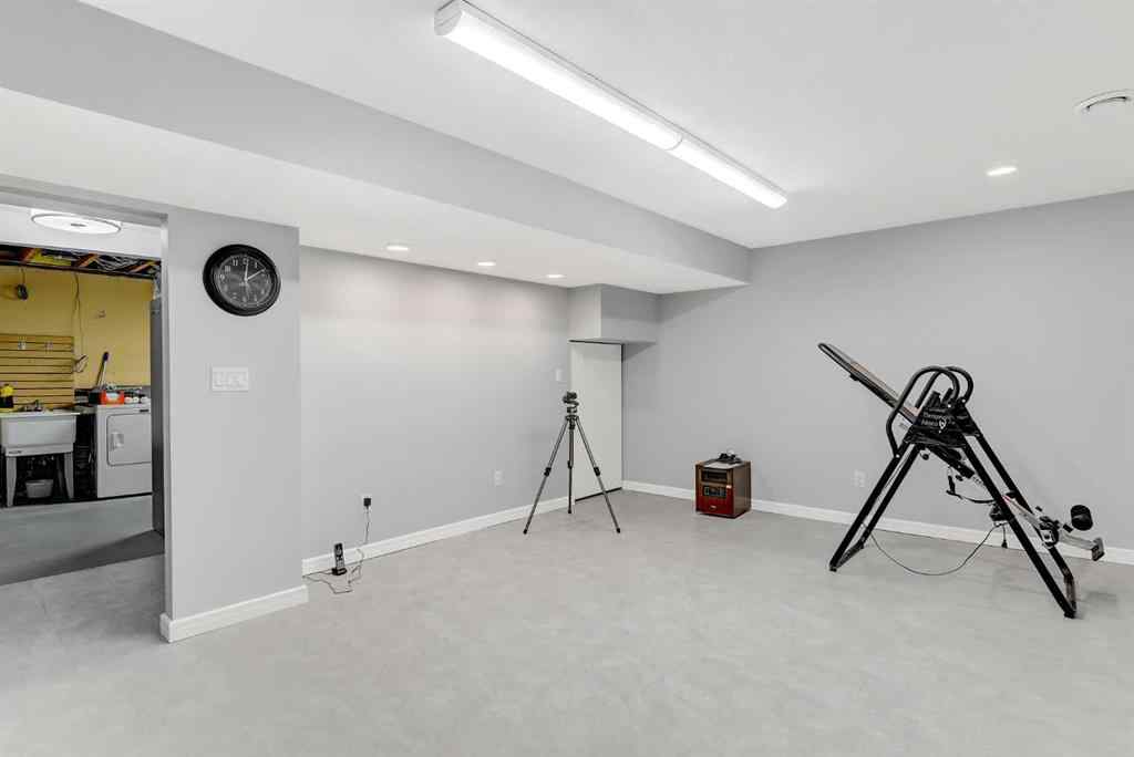 MLS® A2259340 - 6910 94 Street  in South Patterson Place Grande Prairie, Residential