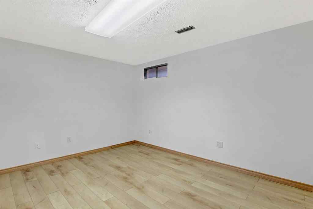 MLS® A2259340 - 6910 94 Street  in South Patterson Place Grande Prairie, Residential