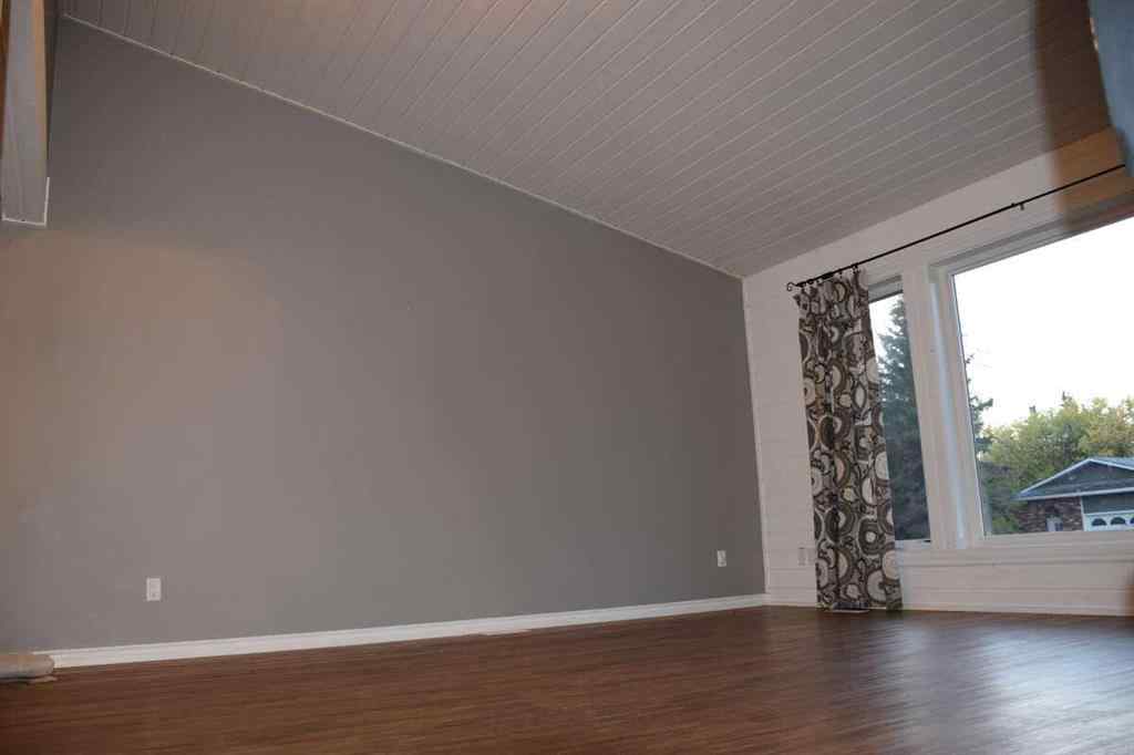 MLS® A2259341 - 9313 71 Avenue  in South Patterson Place Grande Prairie, Residential
