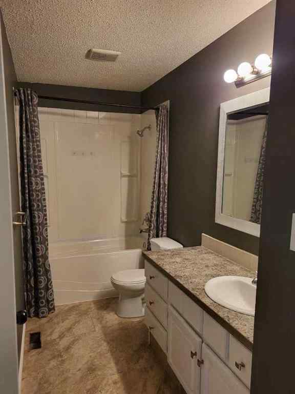 MLS® A2259341 - 9313 71 Avenue  in South Patterson Place Grande Prairie, Residential