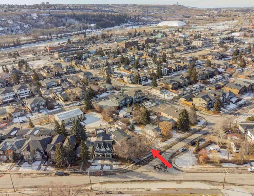 MLS® A2259344 - 4327 20 Avenue NW in Montgomery Calgary, Residential