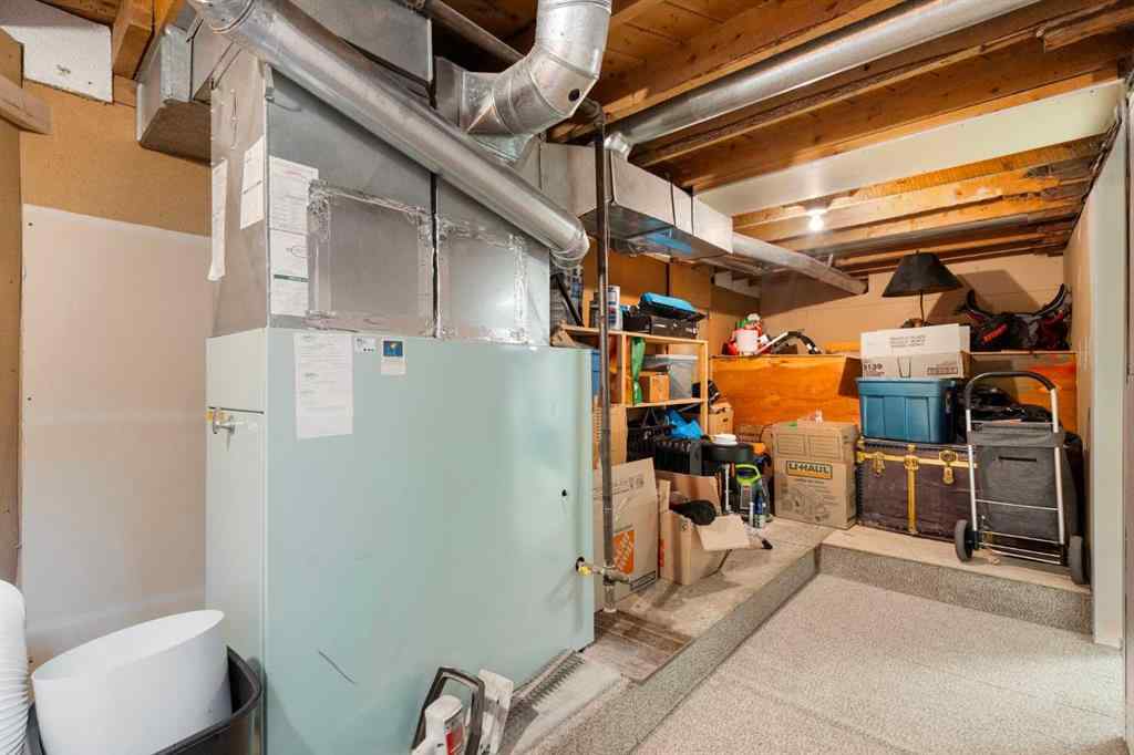 MLS® A2259344 - 4327 20 Avenue NW in Montgomery Calgary, Residential