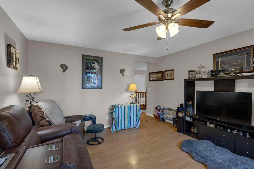 MLS® A2259348 - 31 Rundlelawn Court NE in Rundle Calgary, Residential