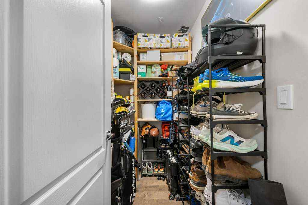 MLS® A2259352 - Unit #810 303 13 Avenue SW in Beltline Calgary, Residential