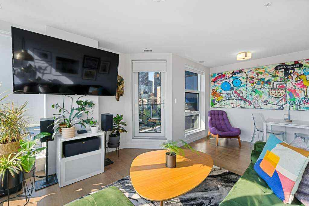 MLS® A2259352 - Unit #810 303 13 Avenue SW in Beltline Calgary, Residential