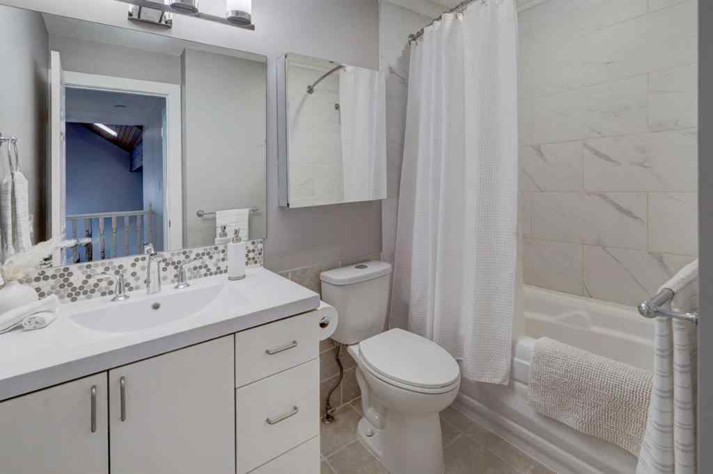 MLS® A2259356 - 139 Berkshire Place NW in Beddington Heights Calgary, Residential