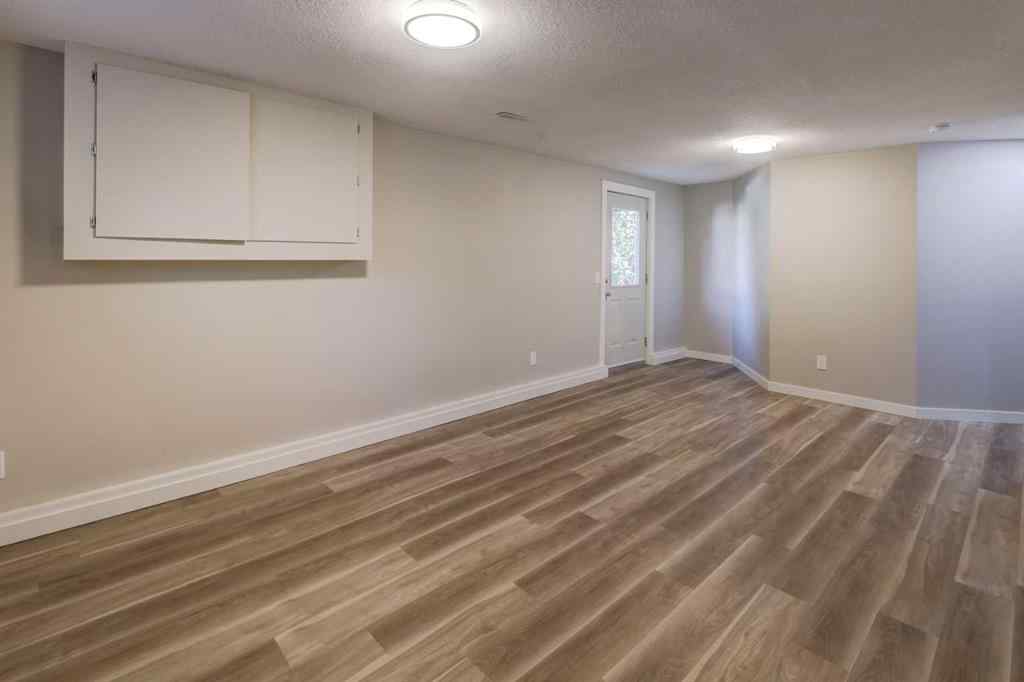 MLS® A2259356 - 139 Berkshire Place NW in Beddington Heights Calgary, Residential