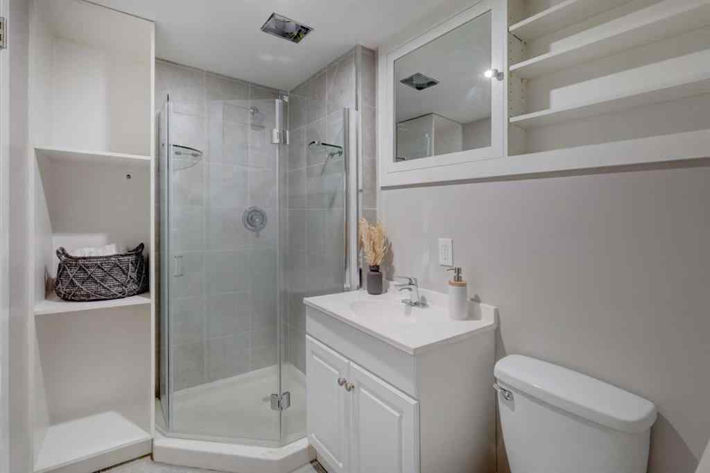 MLS® A2259356 - 139 Berkshire Place NW in Beddington Heights Calgary, Residential