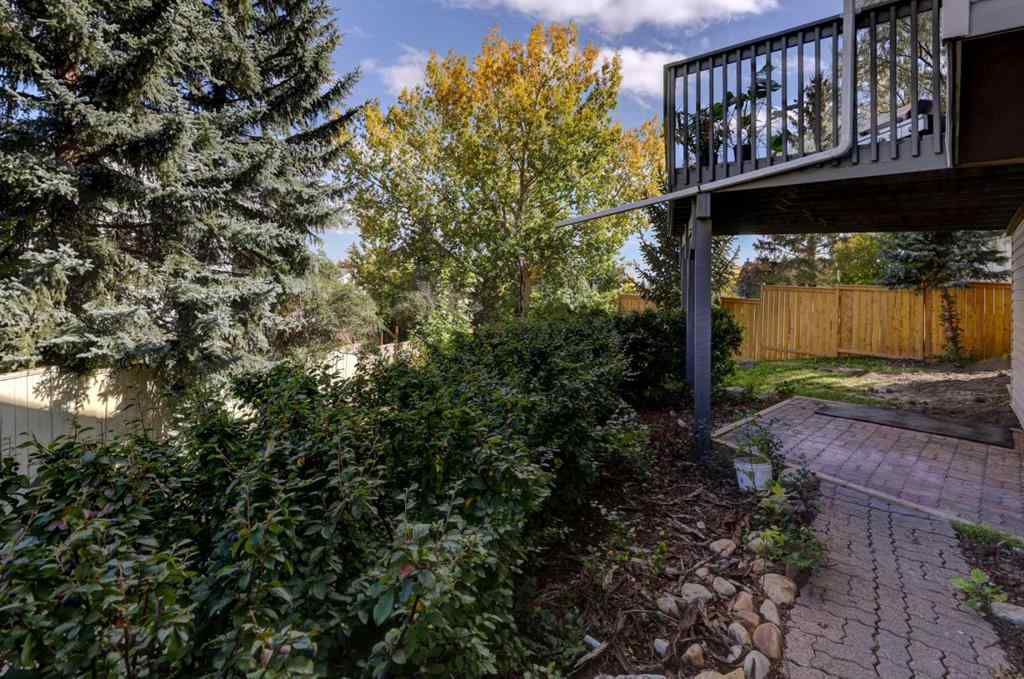 MLS® A2259356 - 139 Berkshire Place NW in Beddington Heights Calgary, Residential