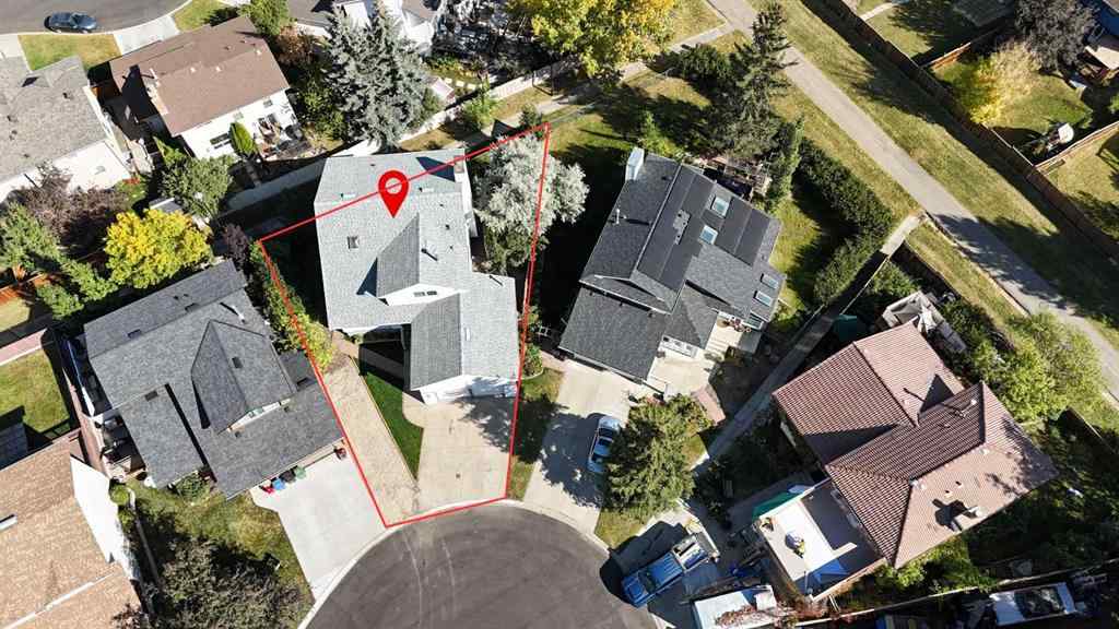 MLS® A2259356 - 139 Berkshire Place NW in Beddington Heights Calgary, Residential