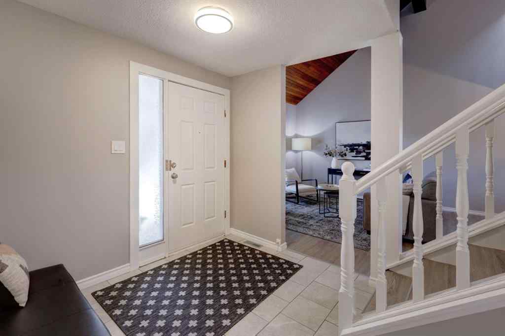 MLS® A2259356 - 139 Berkshire Place NW in Beddington Heights Calgary, Residential