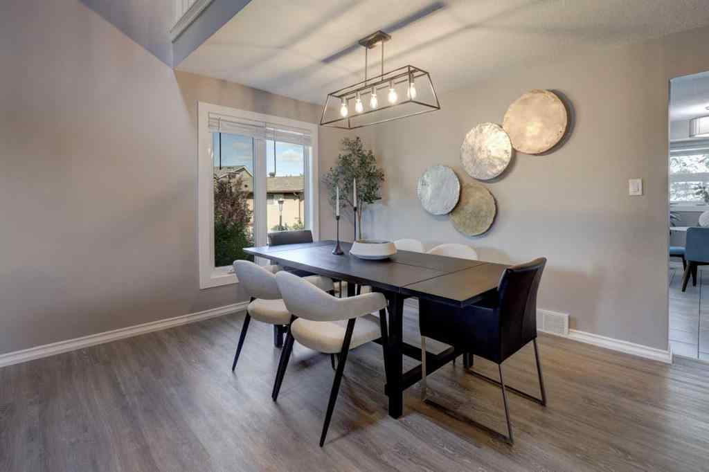 MLS® A2259356 - 139 Berkshire Place NW in Beddington Heights Calgary, Residential