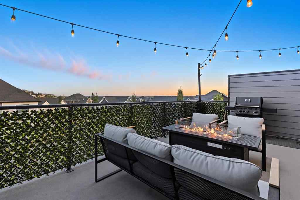 MLS® A2259357 - 3096 85 Street SW in Springbank Hill Calgary, Residential