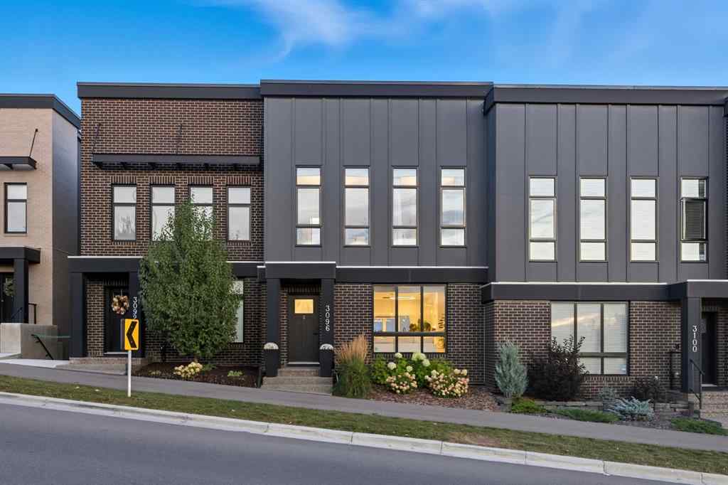 MLS® A2259357 - 3096 85 Street SW in Springbank Hill Calgary, Residential